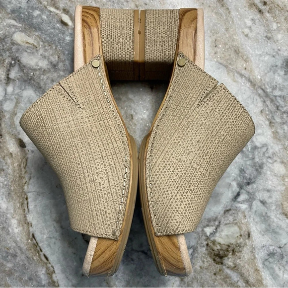 Dansko Maci Taupe Textured Leather Sandals Women’s EU 38 - Picture 6 of 12